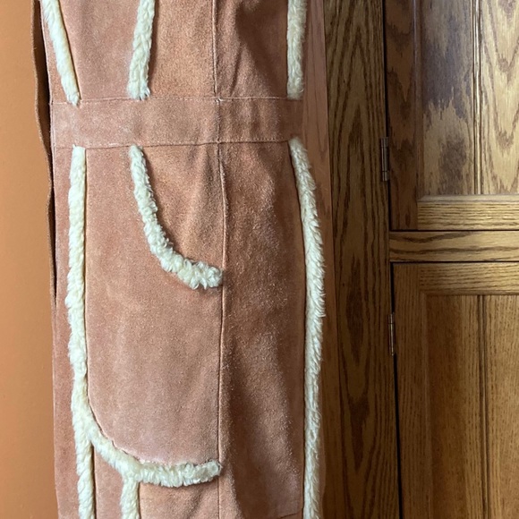 Vintage long leather snap button vest - Picture 7 of 9